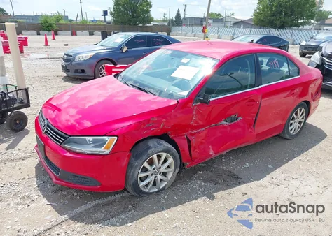 2014 Volkswagen Jetta 1.8T Se z USA, uszkodzony, nr VIN 3VWD07AJXEM287219